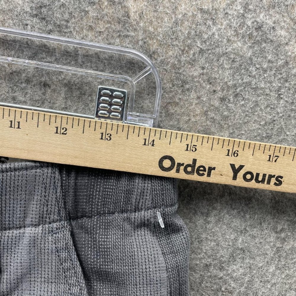 Levis XX Chino Pants Men Small Gray EZ Pants Outdoors Stretch Fit Plaid Straight - Picture 8 of 12